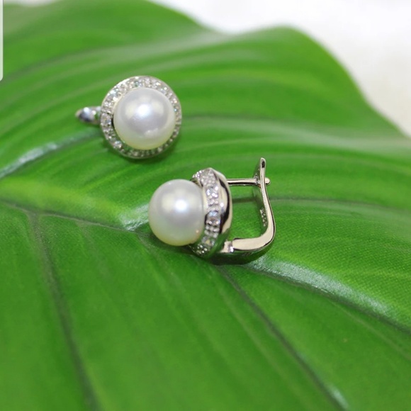 NEW Natural Pearl Silver Earrings Stamped S925 - Picture 2 of 7